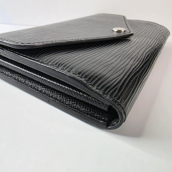 Louis Vuitton Black Epi Leather Sarah Wallet | Entrupy COA - Picture 8 of 13